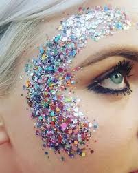 Festival Makeup Guide 2025: Dazzling Looks That Steal the Spotlight